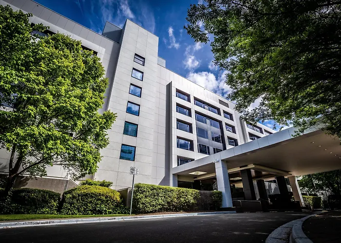 Crowne Plaza Canberra By Ihg